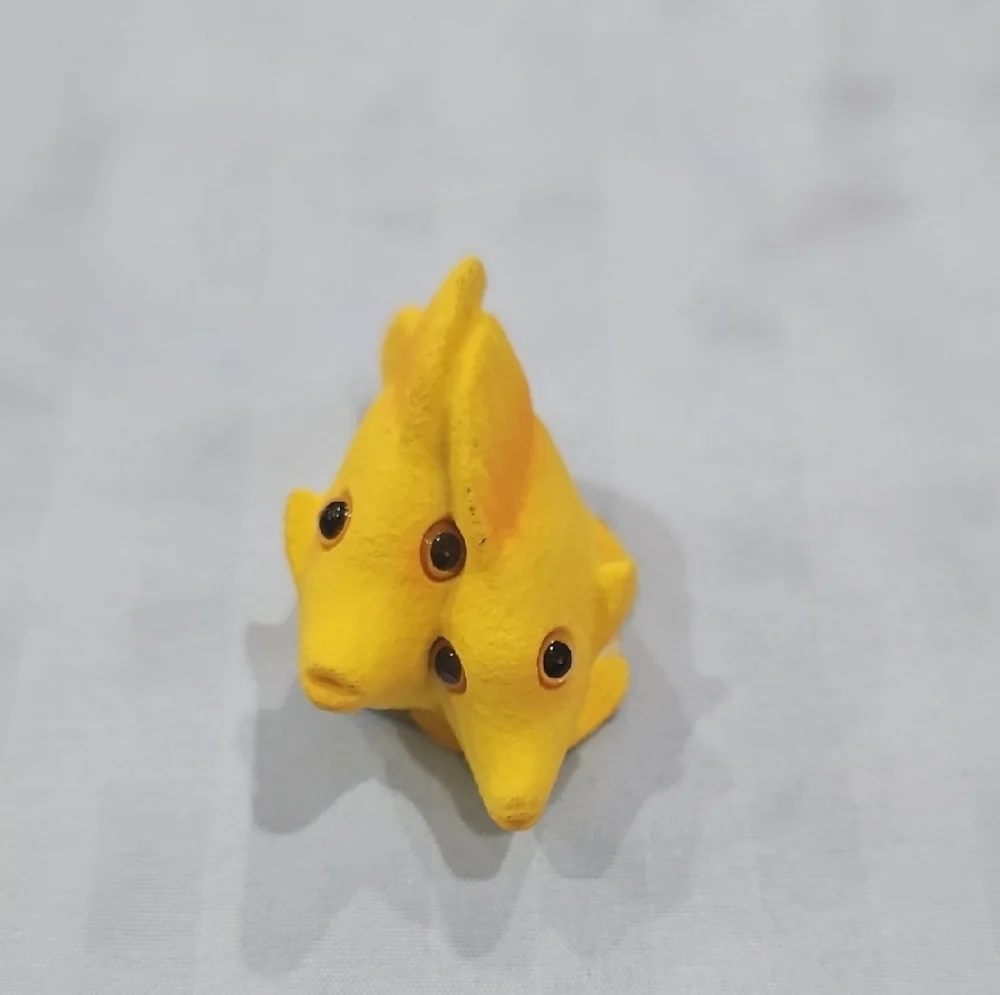 Yellow Fish Aquarium Decor